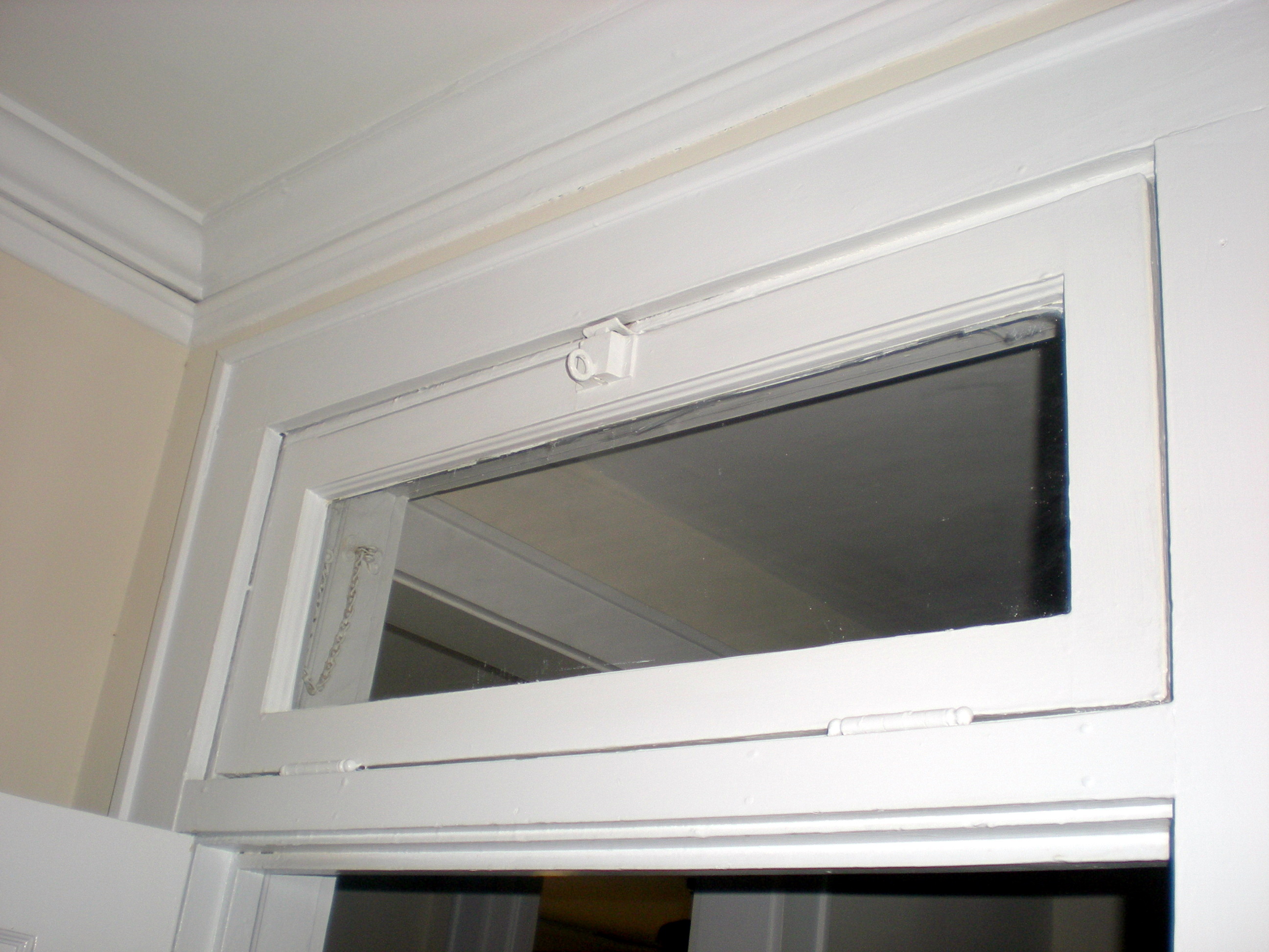interior transom window
